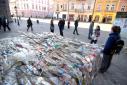 Celoslovenský týždeň aktivít Priateľov Zeme –SPZ odštartovalo 75 000 PET fliaš na Hlavnej ulici  v Košiciach